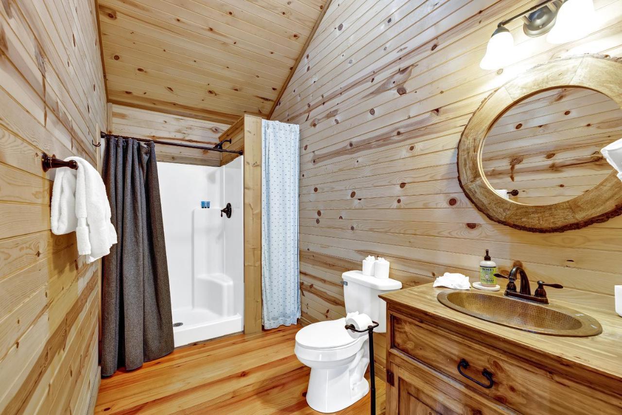 Rocky Ridge Cedar Cabin With Hot Tub & Amazing Views Crabapple Luaran gambar