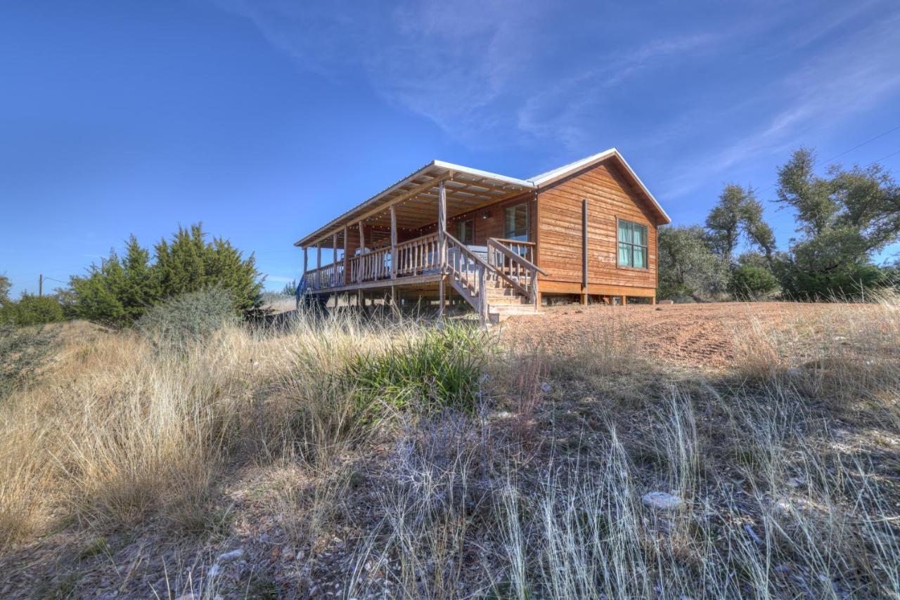 Rocky Ridge Cedar Cabin With Hot Tub & Amazing Views Crabapple Luaran gambar