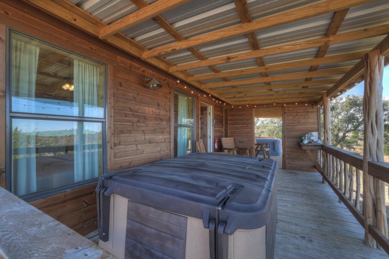 Rocky Ridge Cedar Cabin With Hot Tub & Amazing Views Crabapple Luaran gambar