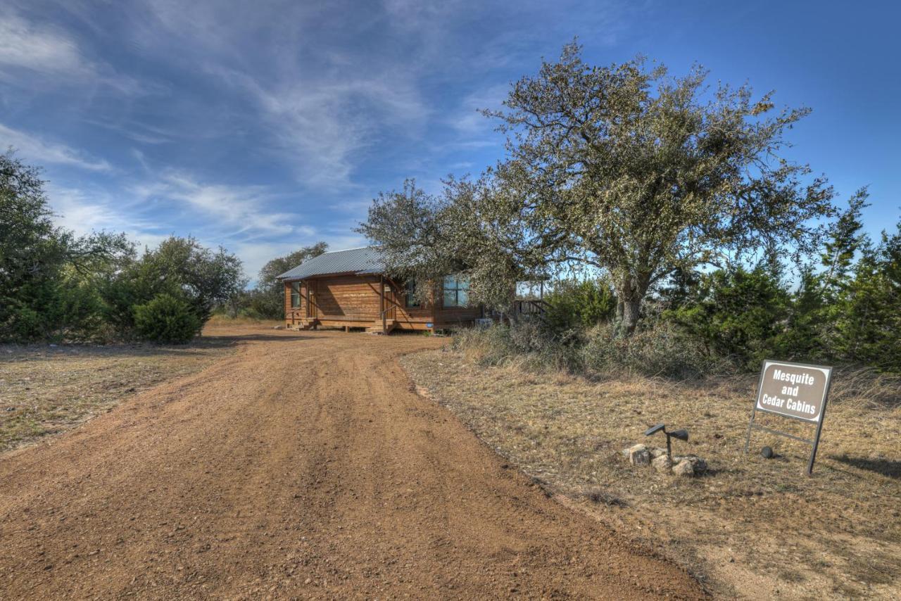 Rocky Ridge Cedar Cabin With Hot Tub & Amazing Views Crabapple Luaran gambar